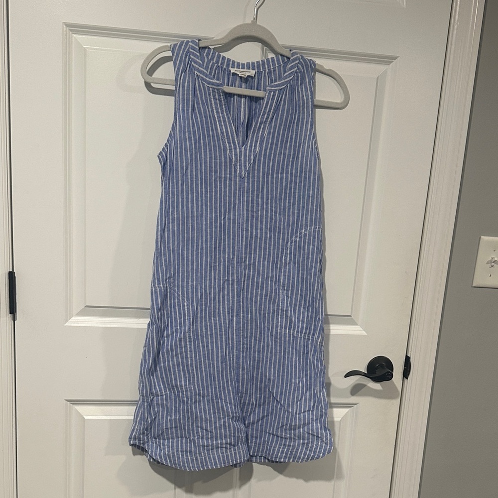 Beachlunchlounge Blue and White Striped Top